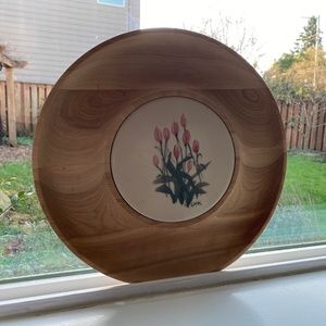 Decorative wooden and ceramic plate